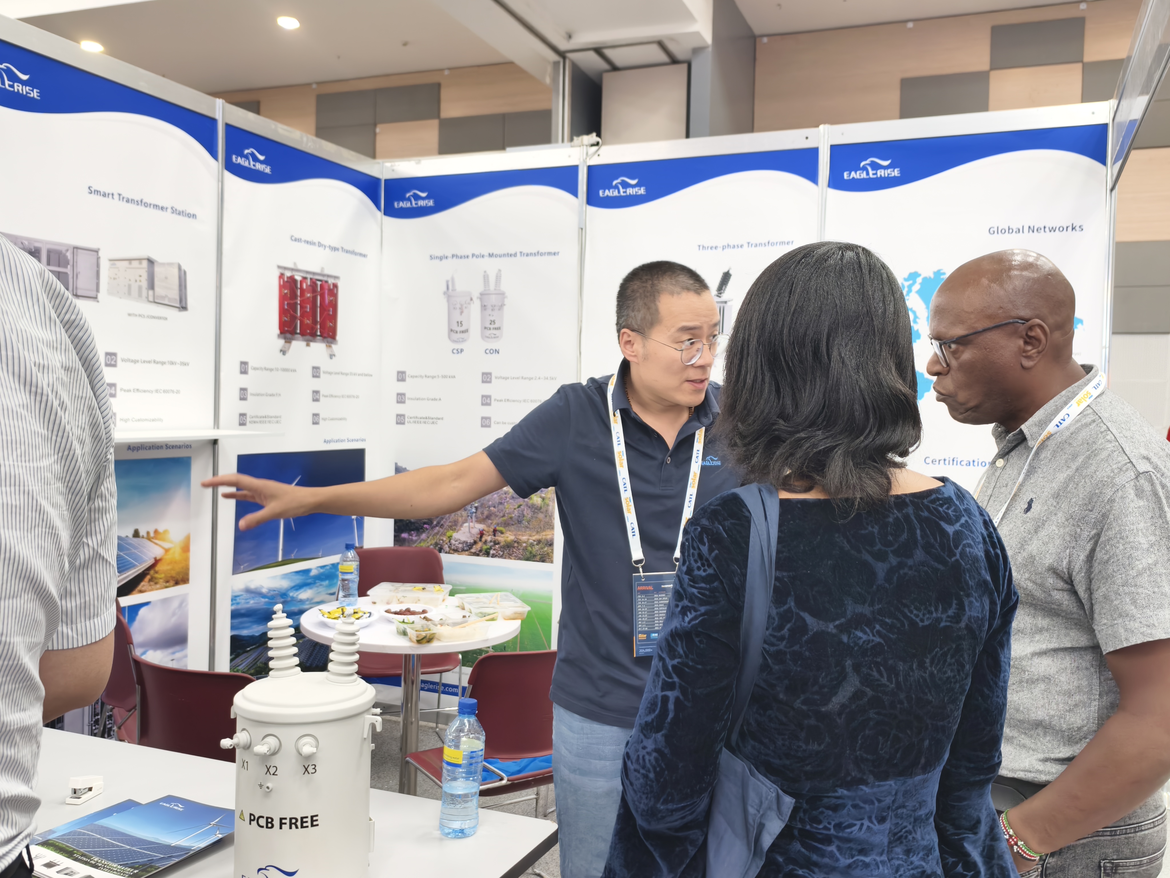 伊戈尔,驱动器,开关电源亮相肯尼亚太阳能储能展